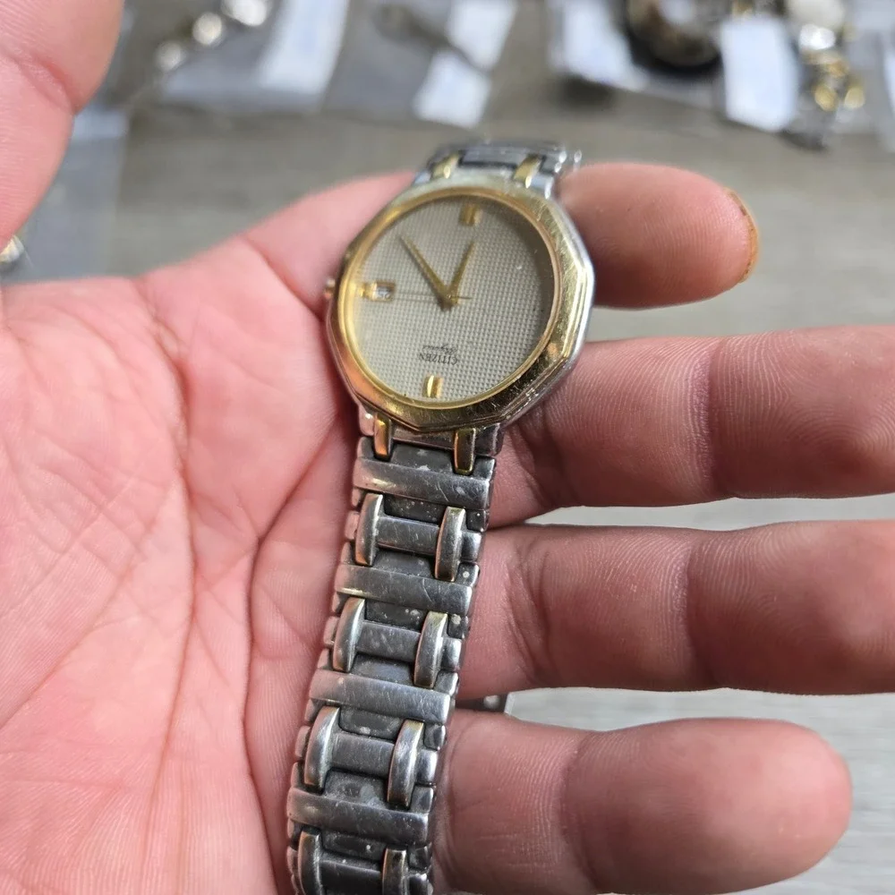 Vintage Citizen Quartz Women's Watch Gold Dial Two Tone Stainless St GN-S Japan